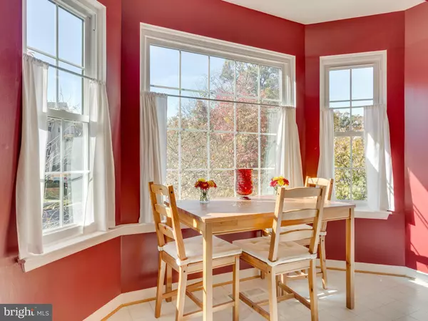 Clifton, VA 20124,13012 COBBLE LN