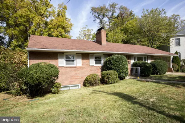 Mclean, VA 22101,1726 LANSING CT