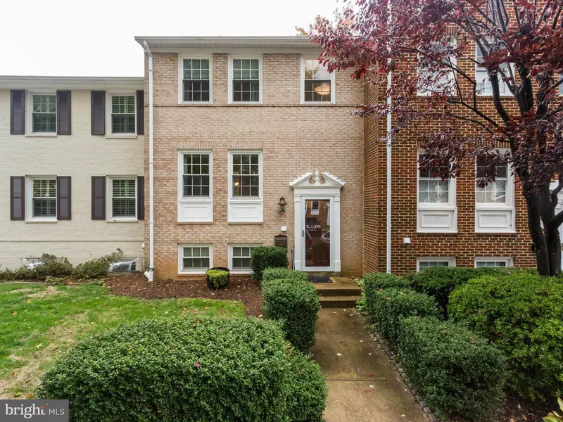 3352 BRECKENRIDGE CT, Annandale, VA 22003