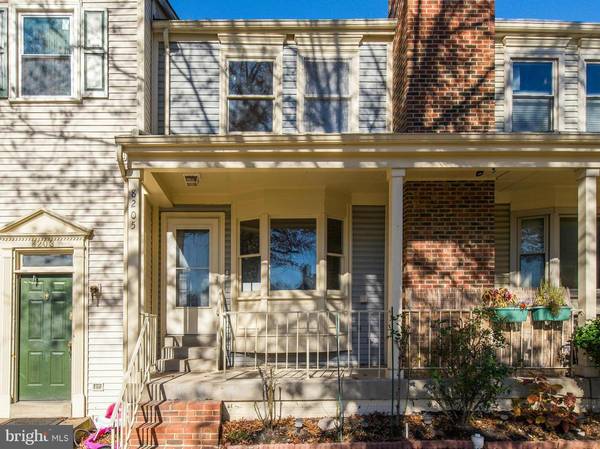 8205 ROXBURY DR, Alexandria, VA 22309