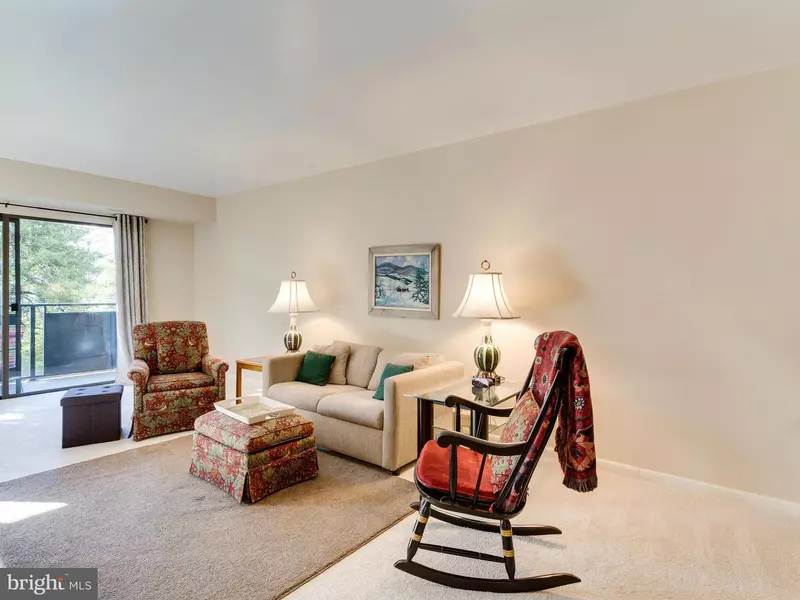 3100 MANCHESTER ST #222, Falls Church, VA 22044