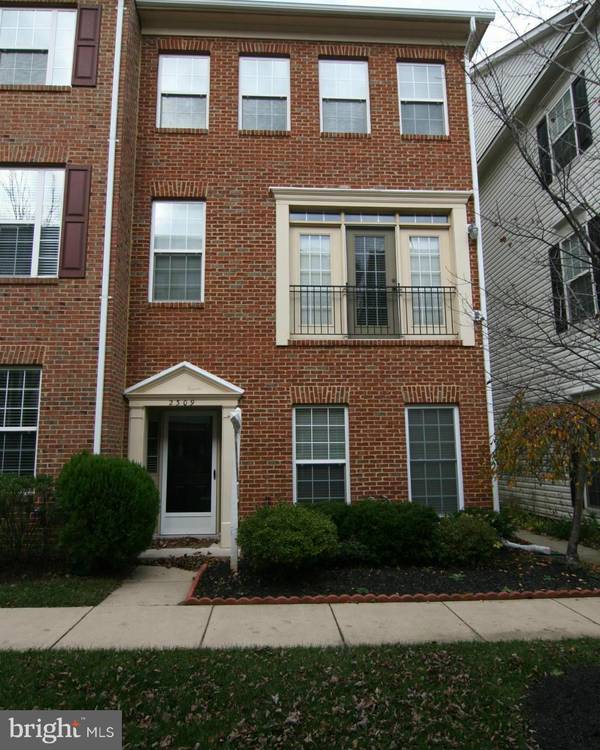 2309 HUNTINGTON STATION CT, Alexandria, VA 22303