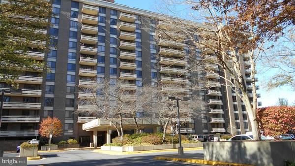 1808 OLD MEADOW RD #1003, Mclean, VA 22102