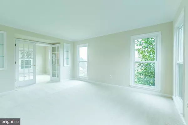 Herndon, VA 20170,12109 SNOW SHOE CT