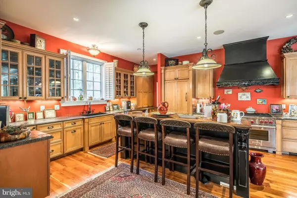 Alexandria, VA 22312,5110 COLEBROOK PL