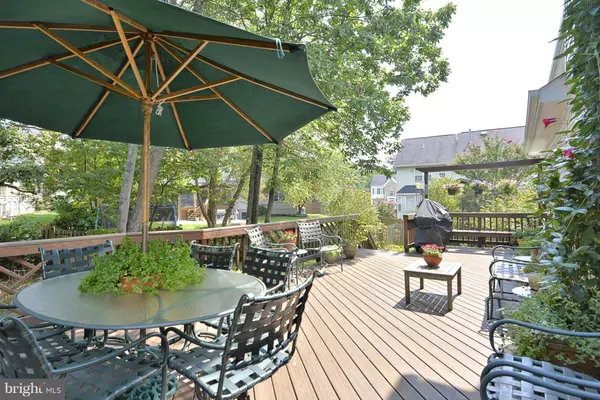 Clifton, VA 20124,5611 WILLOW CROSSING CT