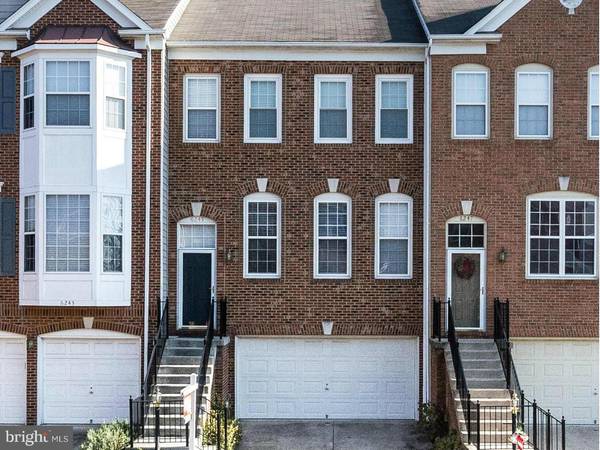 6245 SPLIT CREEK LN, Alexandria, VA 22312