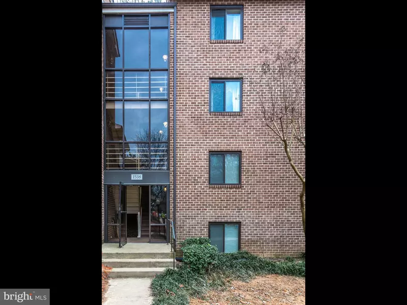 1538 NORTHGATE SQ #32A, Reston, VA 20190