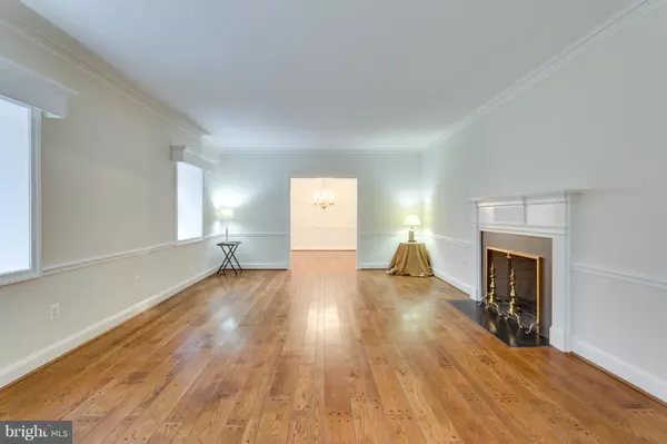 Clifton, VA 20124,8306 KNIGHTS FOREST DR