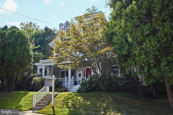 2816 CAMERON RD, Falls Church, VA 22042