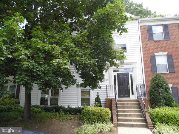 7719 INVERSHAM DR #125, Falls Church, VA 22042