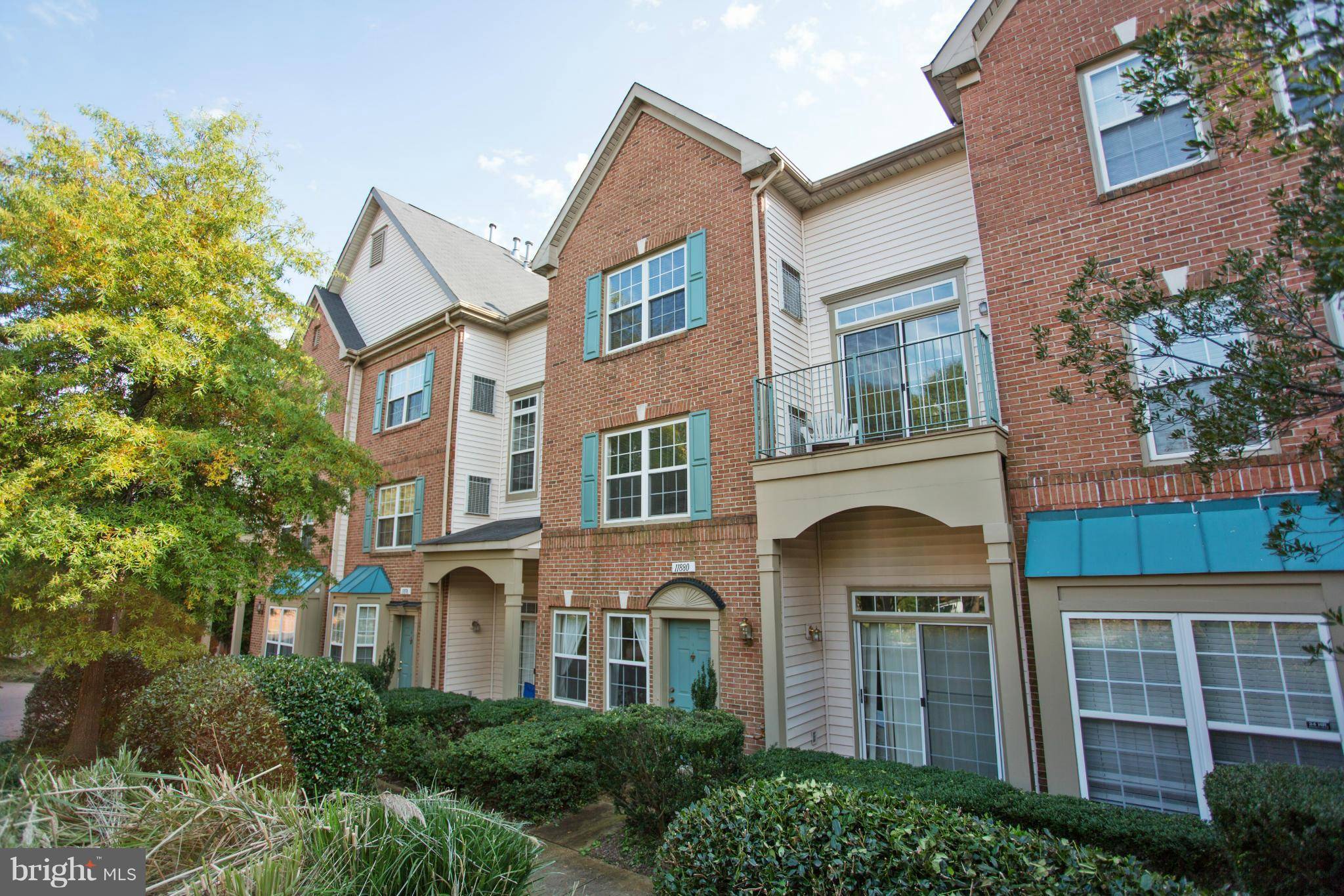 Reston, VA 20191,11882 BRETON CT #10B