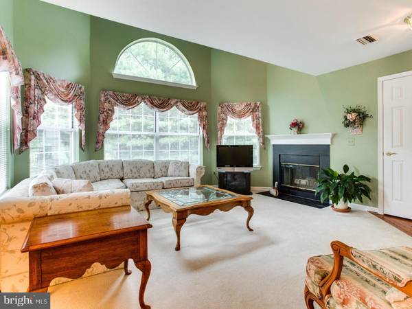 5629 WILLOUGHBY NEWTON DR #24, Centreville, VA 20120