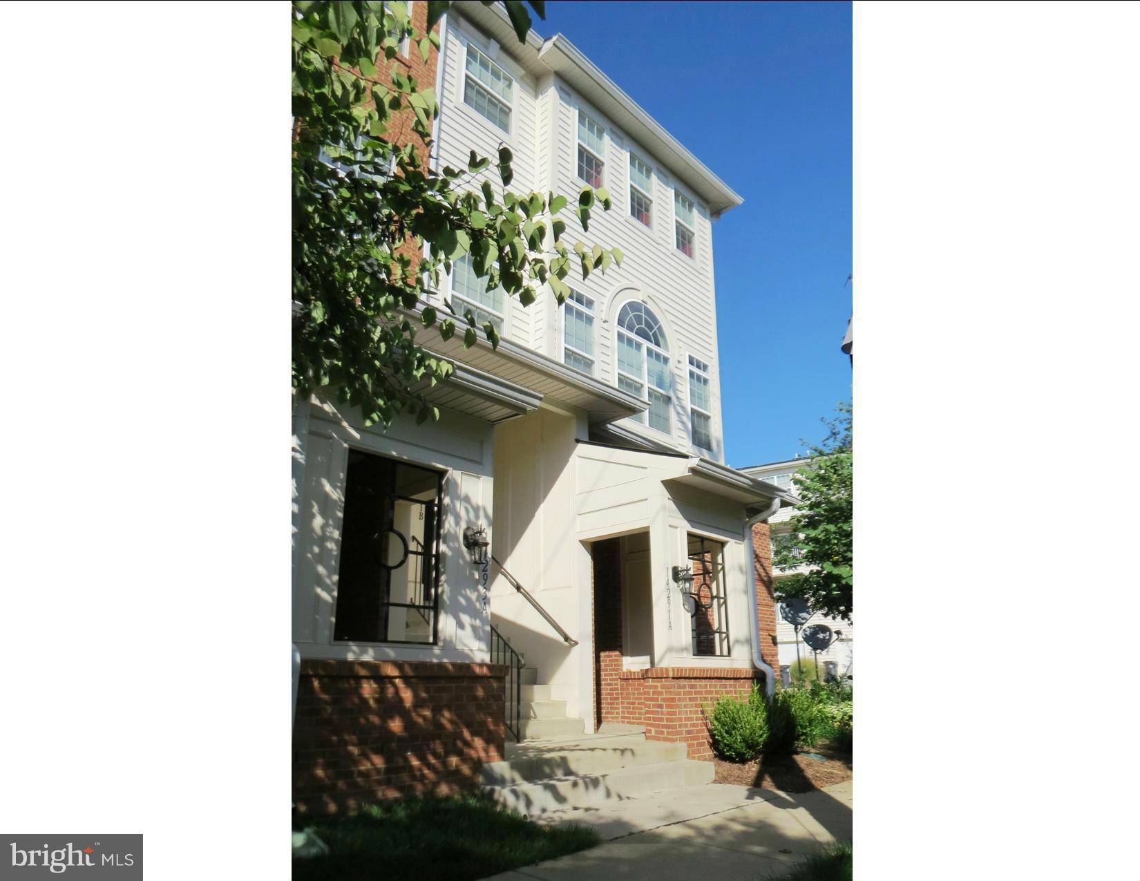 14291-B BRUSHWOOD WAY #122, Centreville, VA 20121