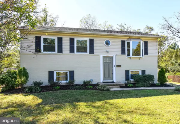 Sterling, VA 20164,723 HOLLY AVE W