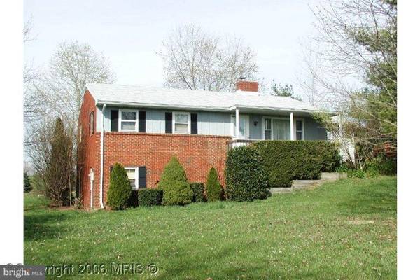 16936 BROADFORDING RD, Hagerstown, MD 21740