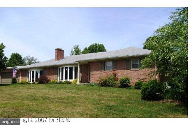 13504 CHERRY TREE CIR, Hagerstown, MD 21742