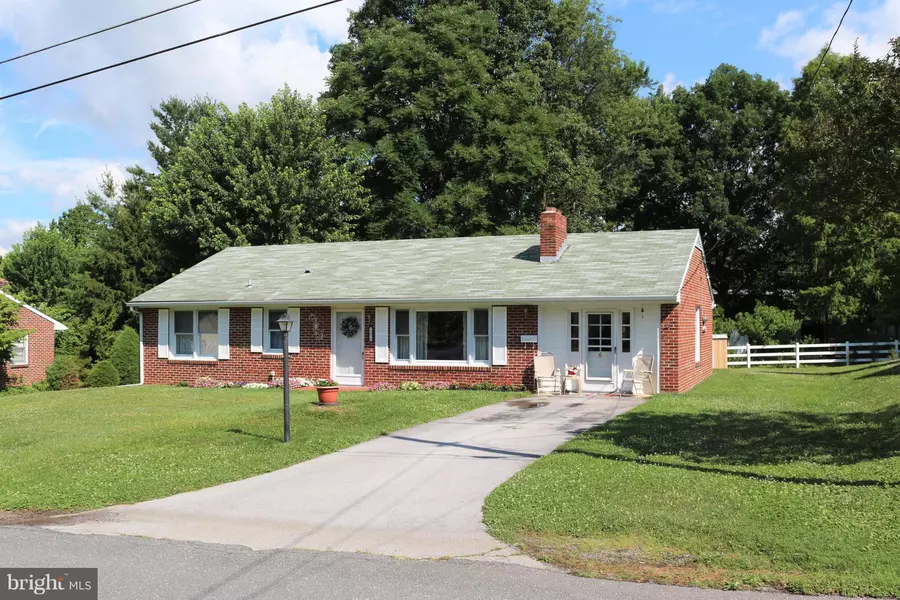 17 FORD AVE, Boonsboro, MD 21713