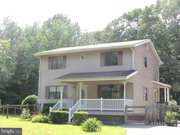 11294 ROUND HILL ESTATE DR, King George, VA 22485