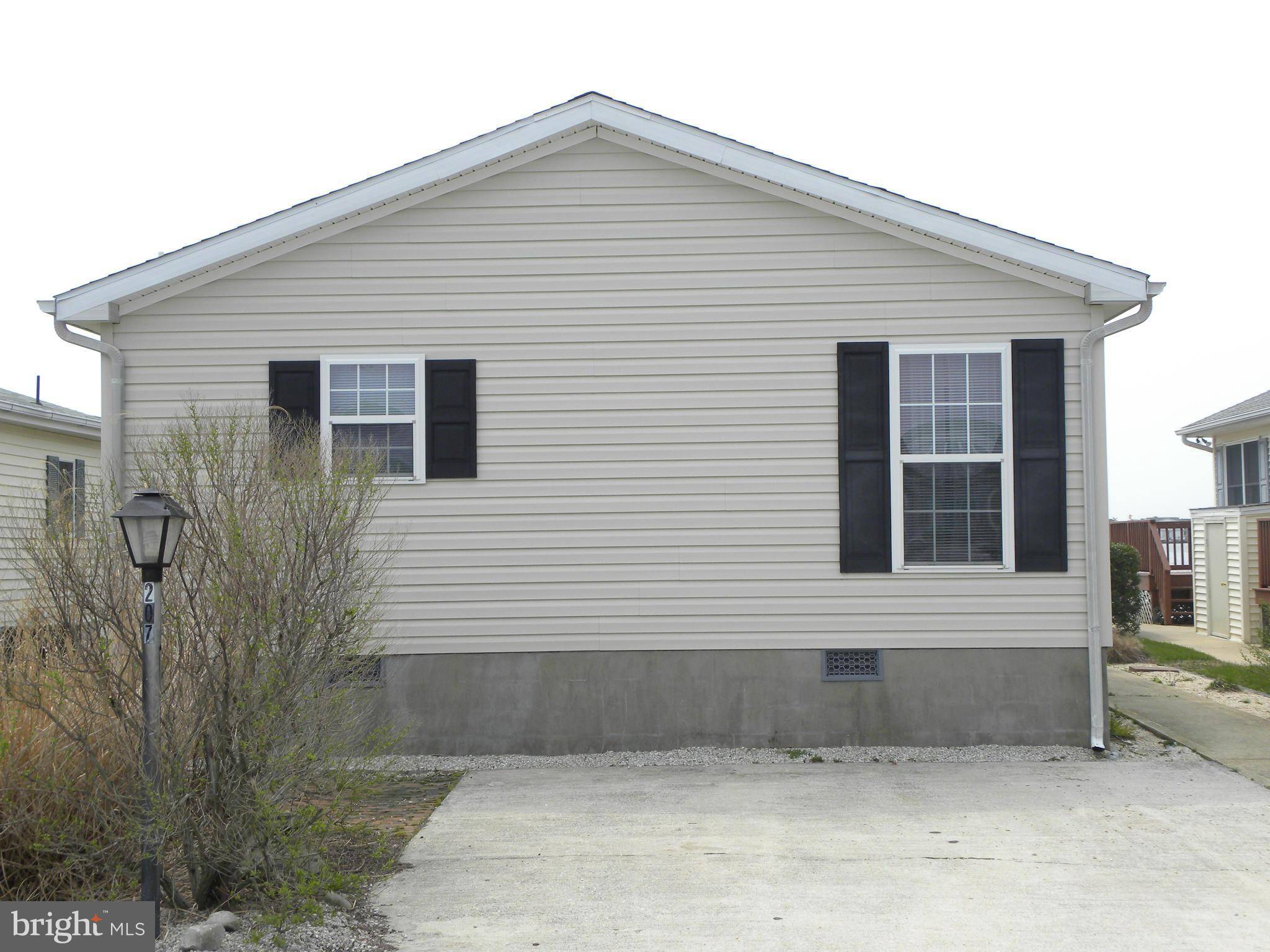 207 OCEAN DR, Ocean City, MD 21842