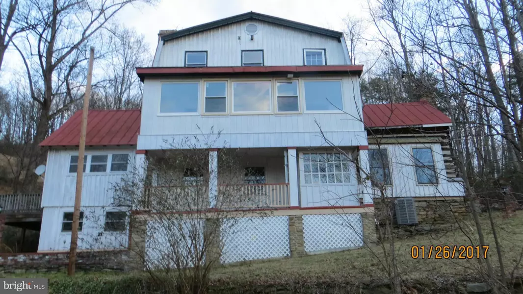 47 SCRABBLE RD, Castleton, VA 22716