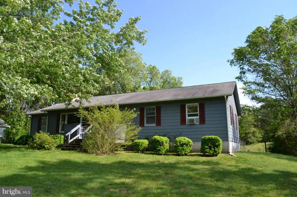 602 VIEWTOWN RD, Amissville, VA 20106