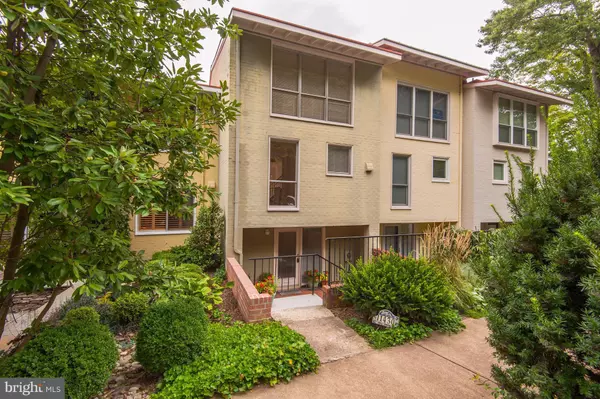 Reston, VA 20190,11430 WATERVIEW CL