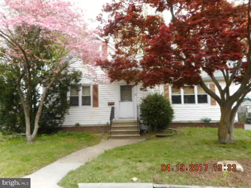 33 E OLIVE ST, Westville, NJ 08093