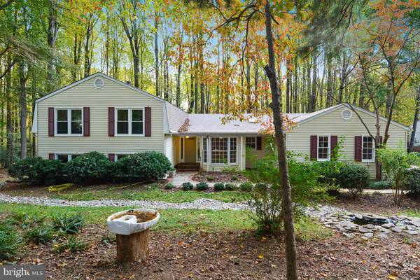 11801 QUARTER HORSE CT, Oakton, VA 22124