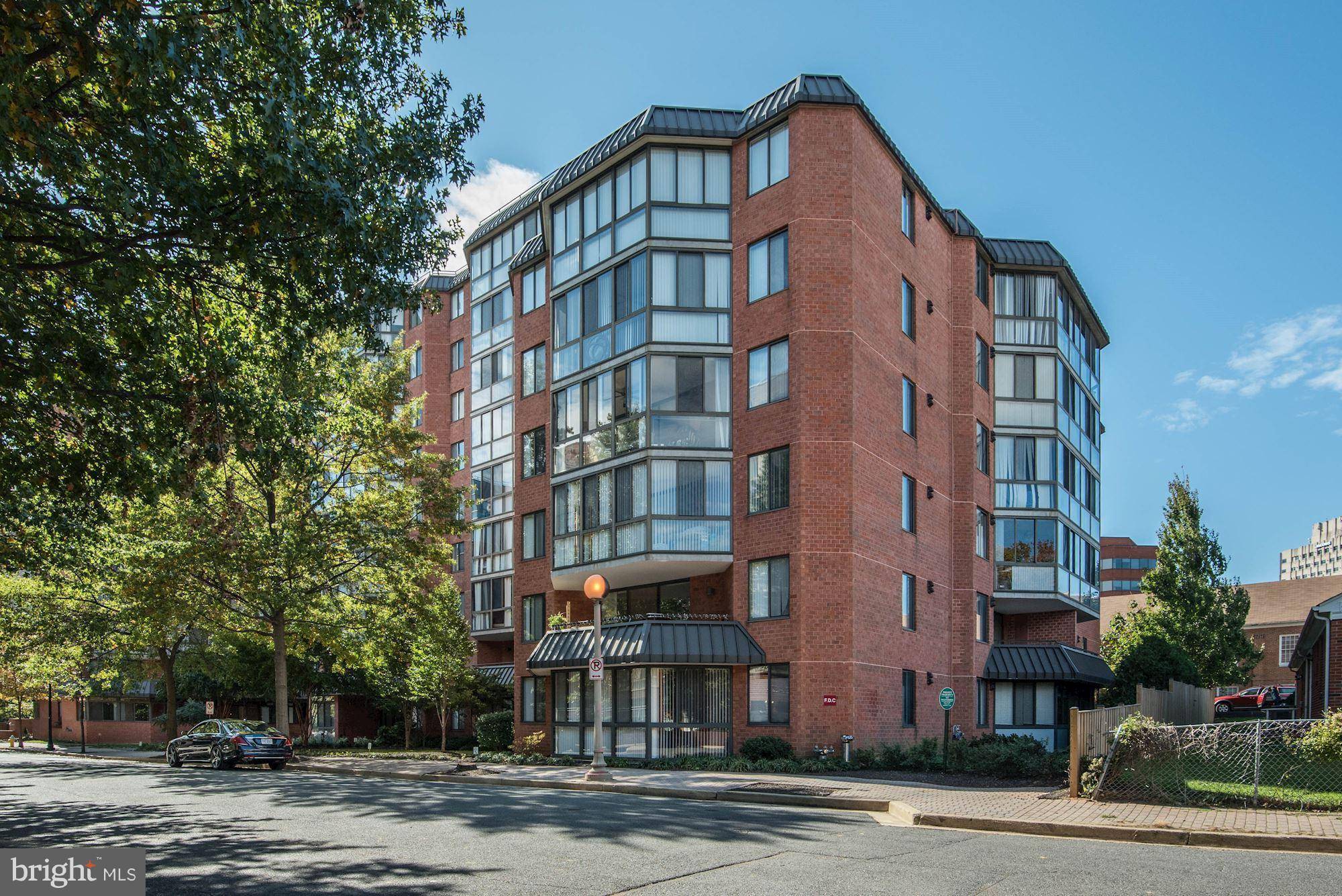 Arlington, VA 22201,1024 UTAH ST #119