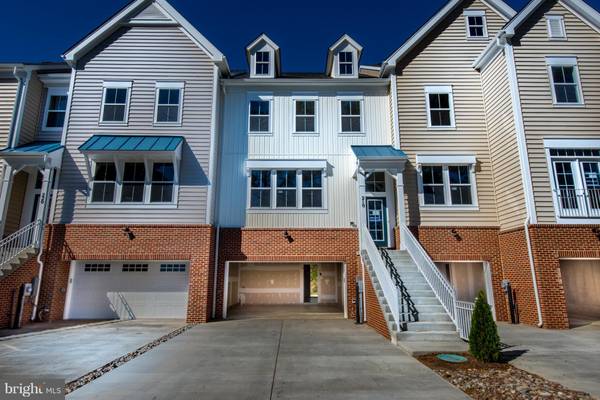 210 OYSTER BAY PLACE #210, Dowell, MD 20629