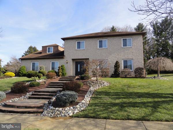 85 SNOWFLAKE RD, Huntingdon Valley, PA 19006