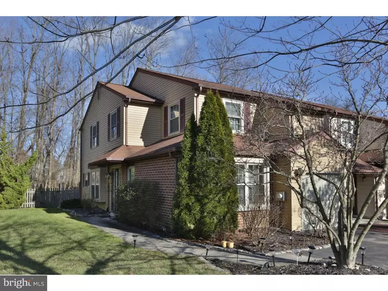 320 N FIELDSTONE CT, Yardley, PA 19067