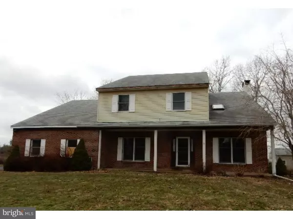 250 E DARK HOLLOW RD, Pipersville, PA 18947