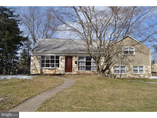 864 WORTHINGTON DR, Warminster, PA 18974