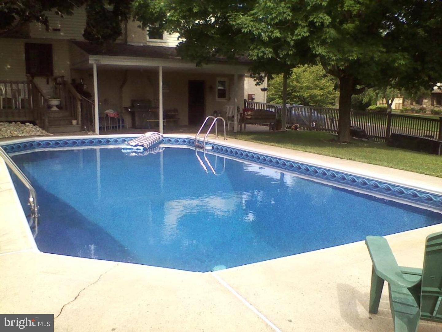 Holland, PA 18966,312 CHAPEL DR