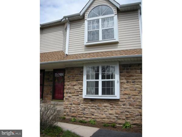 12 PEARL DR, Doylestown, PA 18901