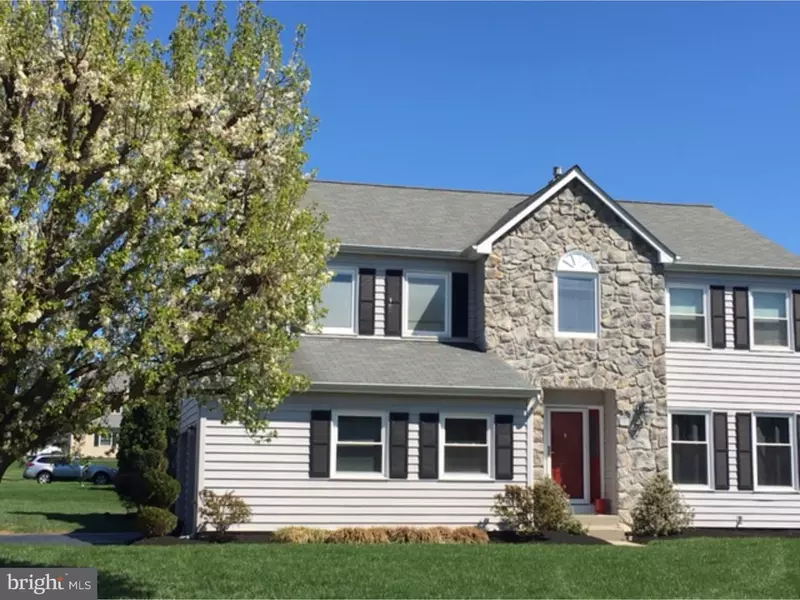 1 CALDWELL CIR, Newtown, PA 18940