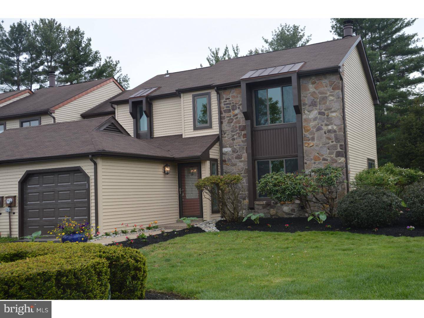744 NEWBURY CT, Southampton, PA 18966