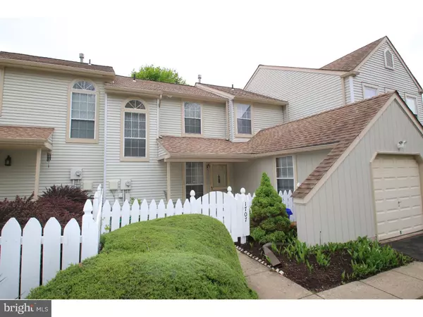 1707 HAWKINS DR, Southampton, PA 18966