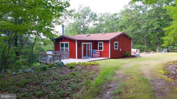 576 SPARROW HILL RD, Bloomery, WV 26817