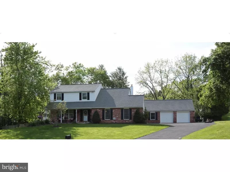 21 WILSON DR, Holland, PA 18966