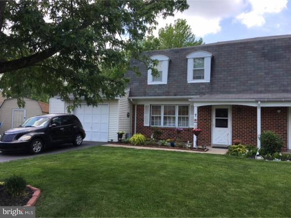 7 ESSEX CT, Quakertown, PA 18951