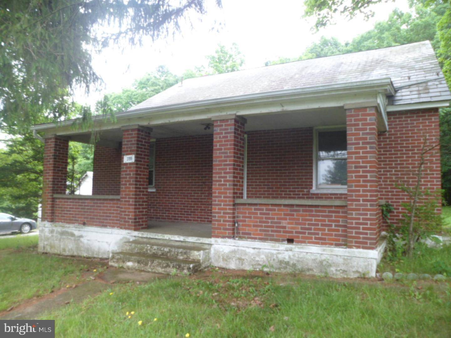 3199 BEDMINSTER RD, Ottsville, PA 18942
