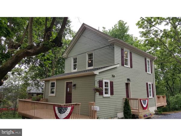 164 LAWN AVE, Sellersville, PA 18960