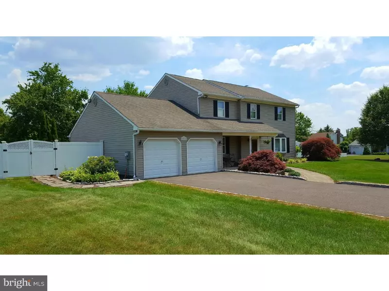 1585 MULBERRY CIR, Warminster, PA 18974