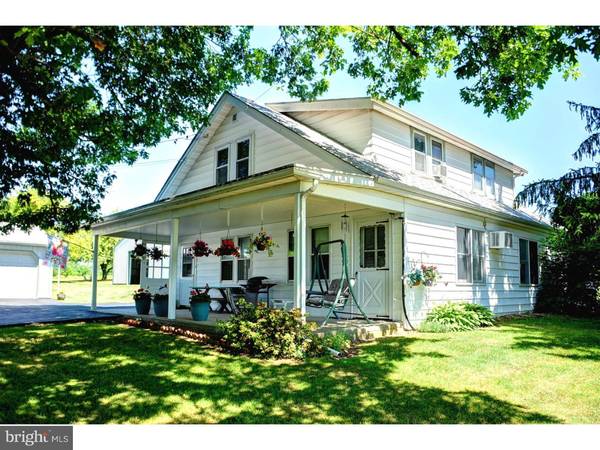 302 HILLTOWN PIKE, Line Lexington, PA 18932