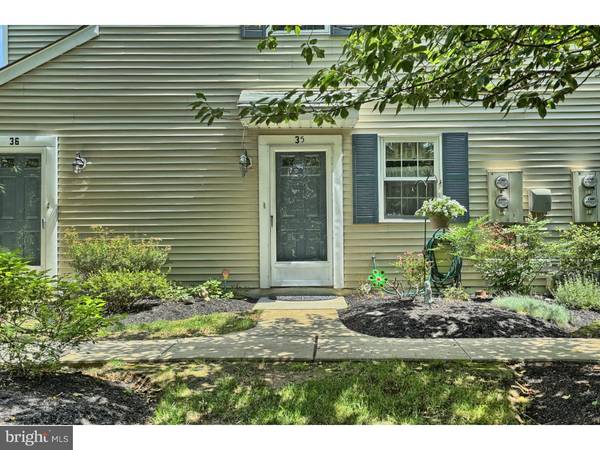 35 BELMONT STA, Southampton, PA 18966