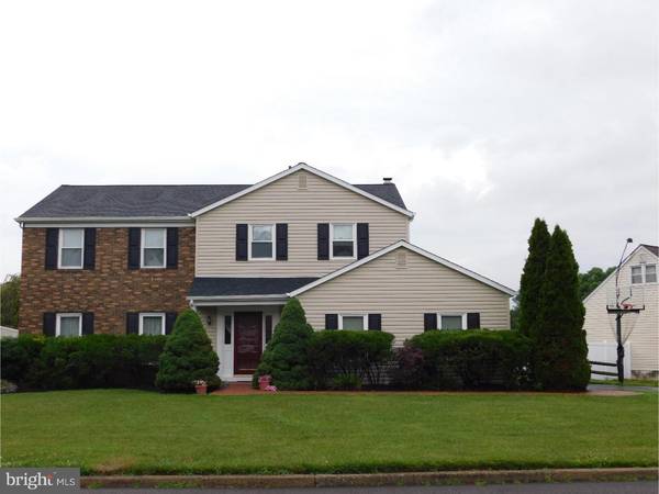 20 COLBY LN, Langhorne, PA 19047