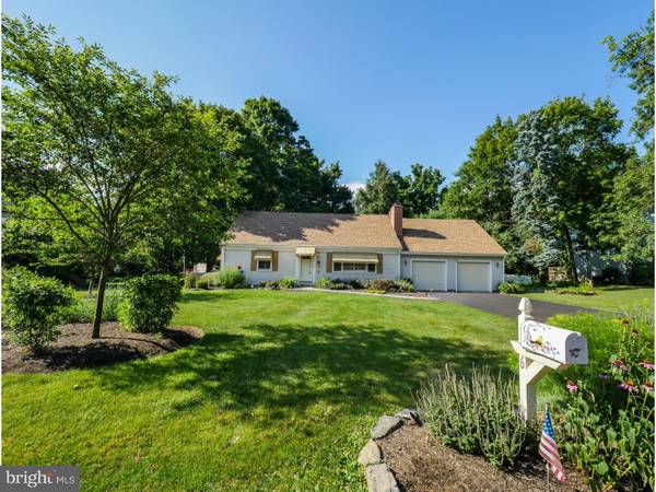 6 COLONIAL RIDGE DR, Yardley, PA 19067